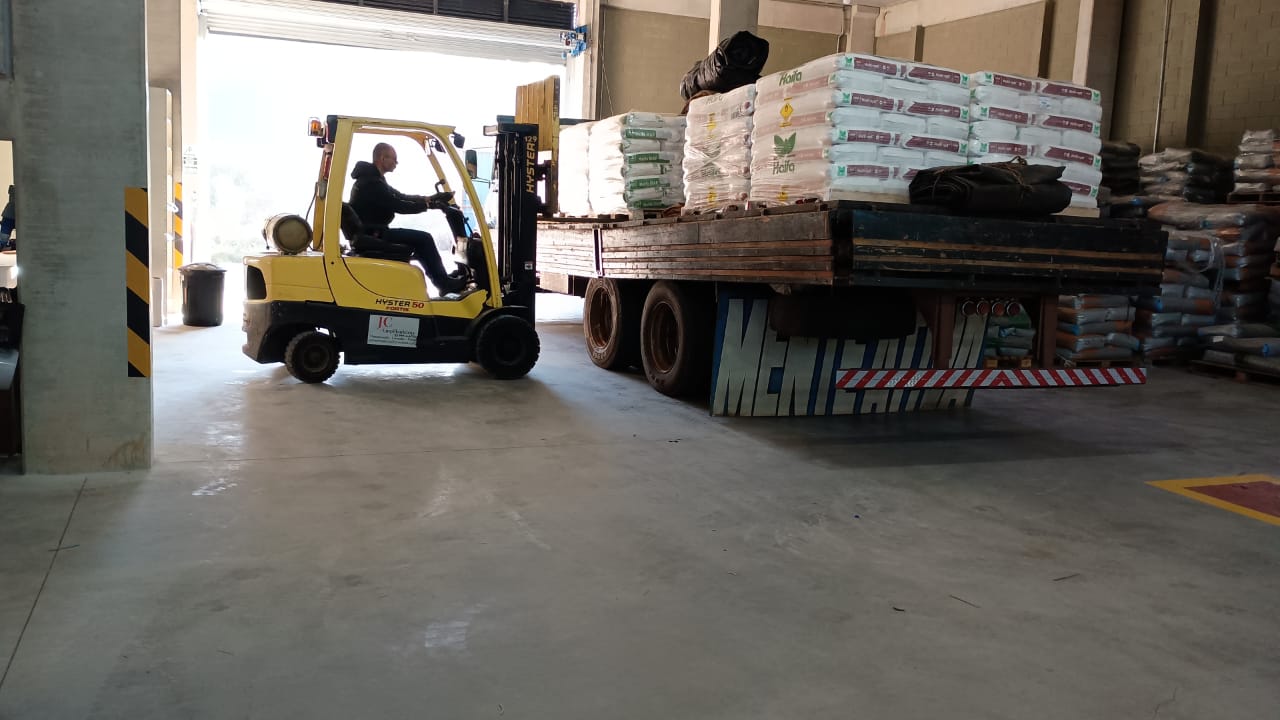 cargas de adubos na grande minas gerais 